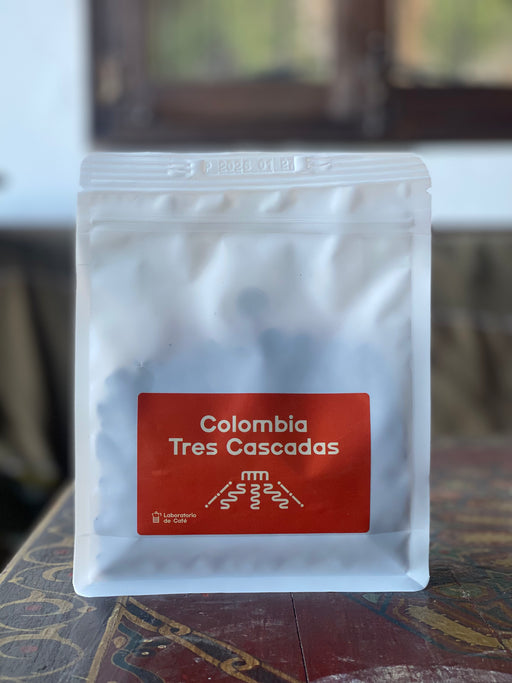 Colombia Tres Cascadas